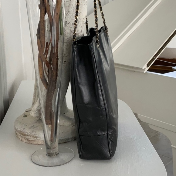 Vintage Chanel Tote, 100% Authentic, 14 x 14 - Picture 3 of 15